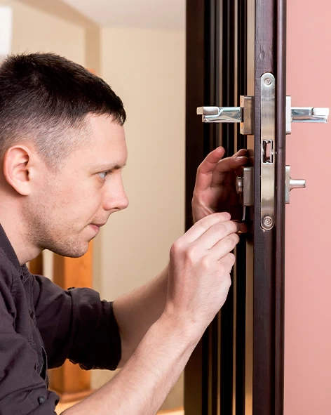 : Professional Locksmith For Commercial And Residential Locksmith Services in Mammoth Lakes, CA