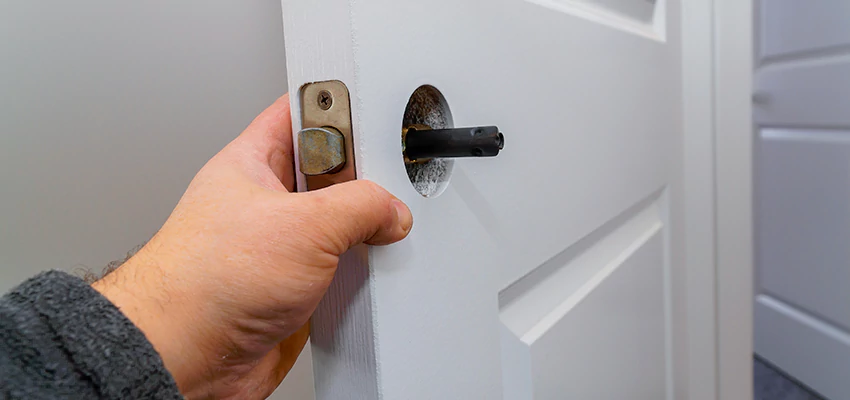Nighttime Locksmith For Lock Repair in Mammoth Lakes, CA
