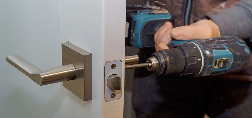 Broken Door Handle Lock Repair in Mammoth Lakes, California
