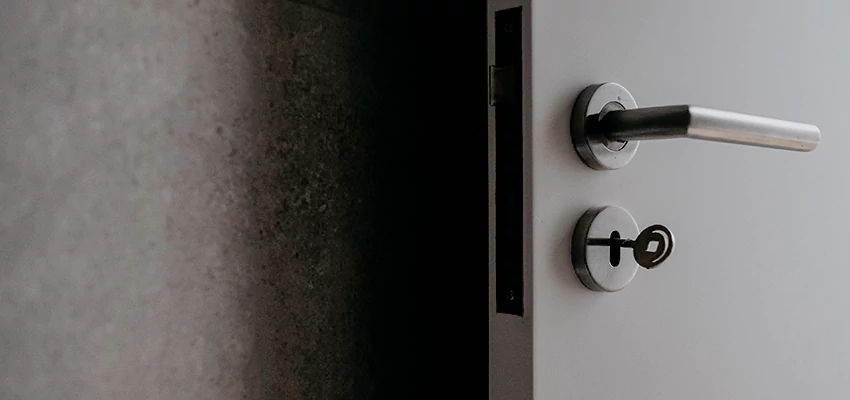 Front Door Handle Repair And Installation in Mammoth Lakes, CA